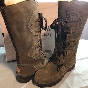 Bearpaw. Brand New never worn. Justice lace up Tall boot